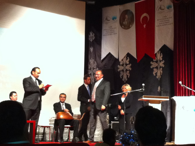 Kurucu Başkanımıza Ödül