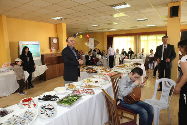 Kahvaltıda Buluştuk