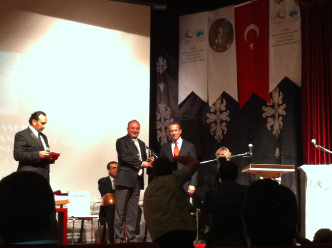 Kurucu Başkanımıza Ödül