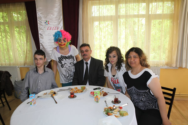 Kahvaltıda Buluştuk